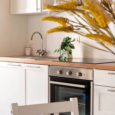 דירה Historic Center & Station - Self Check-in & Remote Access קומו