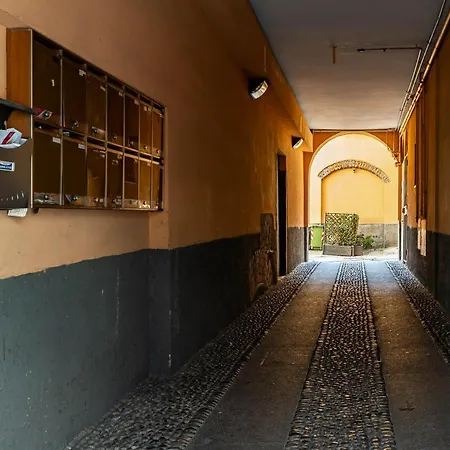 Historic Center & Station - Self Check-in & Remote Access Apartament Como