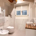 Historic Center & Station - Self Check-in & Remote Access Apartamento